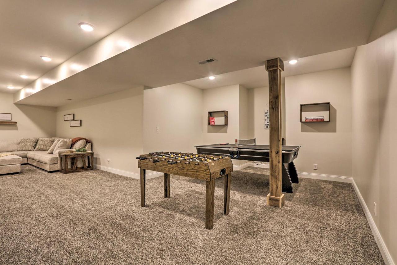 Вилла Chic Williamstown Retreat With Pool And Hot Tub! Экстерьер фото